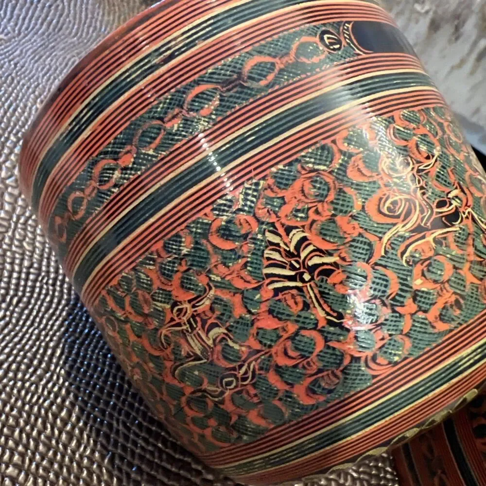 Antique Vintage Hand Painted Burmese lacquer Set of 2 Drinking Cups VERY GOOD
